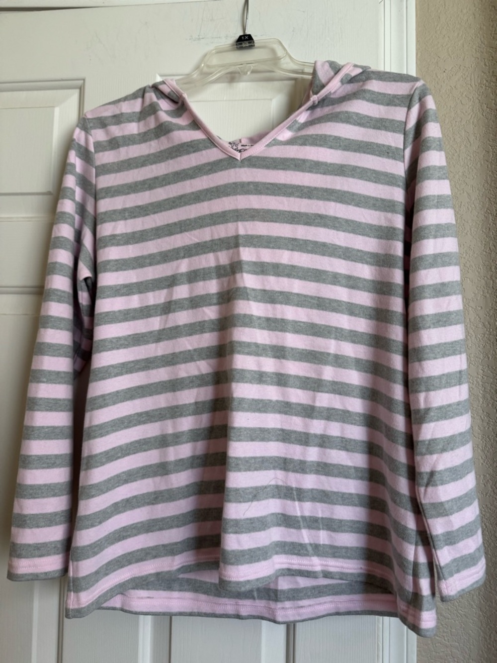 Women’s Long-Sleeve Hooded Stripe Top - Pink & Gray